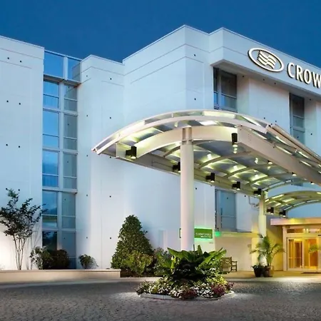 Crowne Plaza Charleston By Ihg Hotel