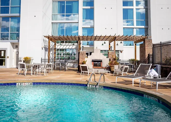 Hotel Crowne Plaza Charleston By Ihg North Charleston