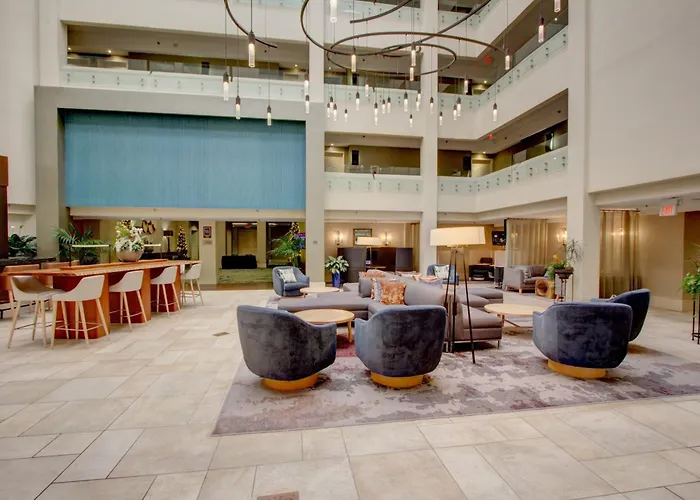Crowne Plaza Charleston By Ihg