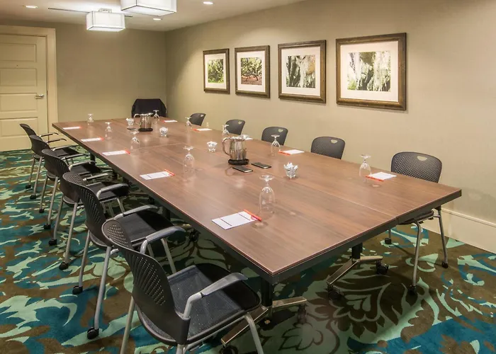 Crowne Plaza Charleston By Ihg