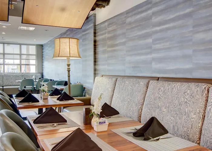 Hotel Crowne Plaza Charleston By Ihg