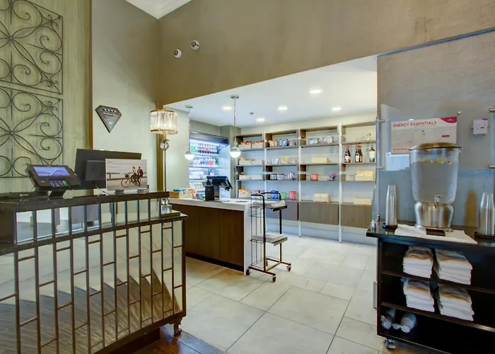 Crowne Plaza Charleston By Ihg Hotel 4*