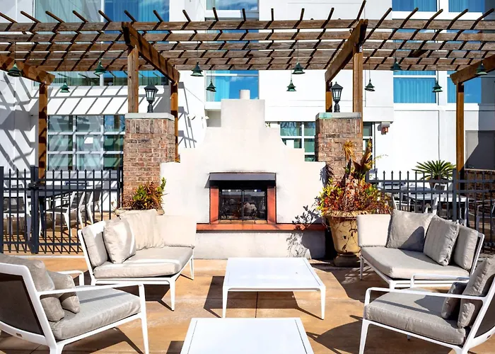 Crowne Plaza Charleston By Ihg