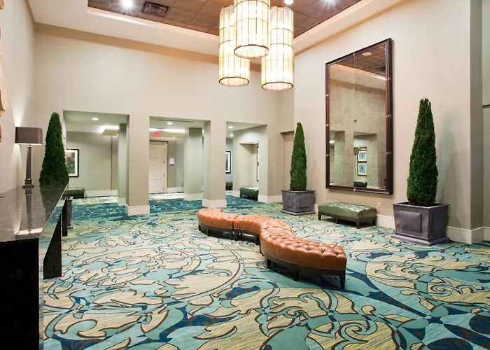 Crowne Plaza Charleston By Ihg Hotel