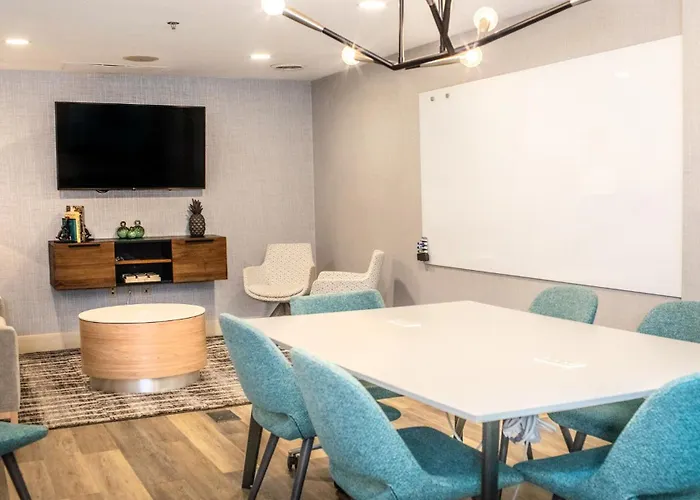 Crowne Plaza Charleston By Ihg Hotel North Charleston